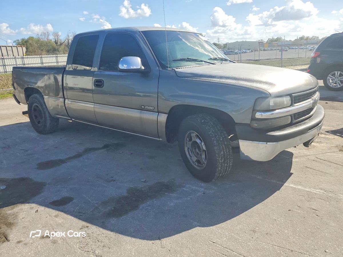 Chevrolet  2001