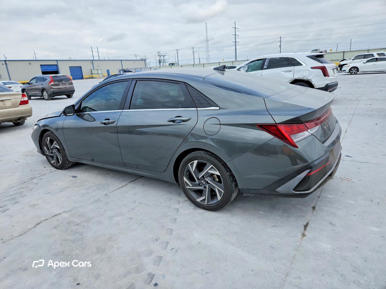 Hyundai Elantra 2024