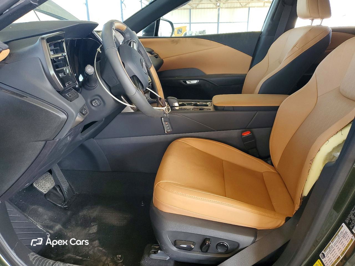 Lexus RX 2024