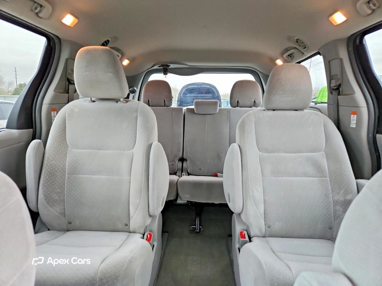 Toyota Sienna 2015
