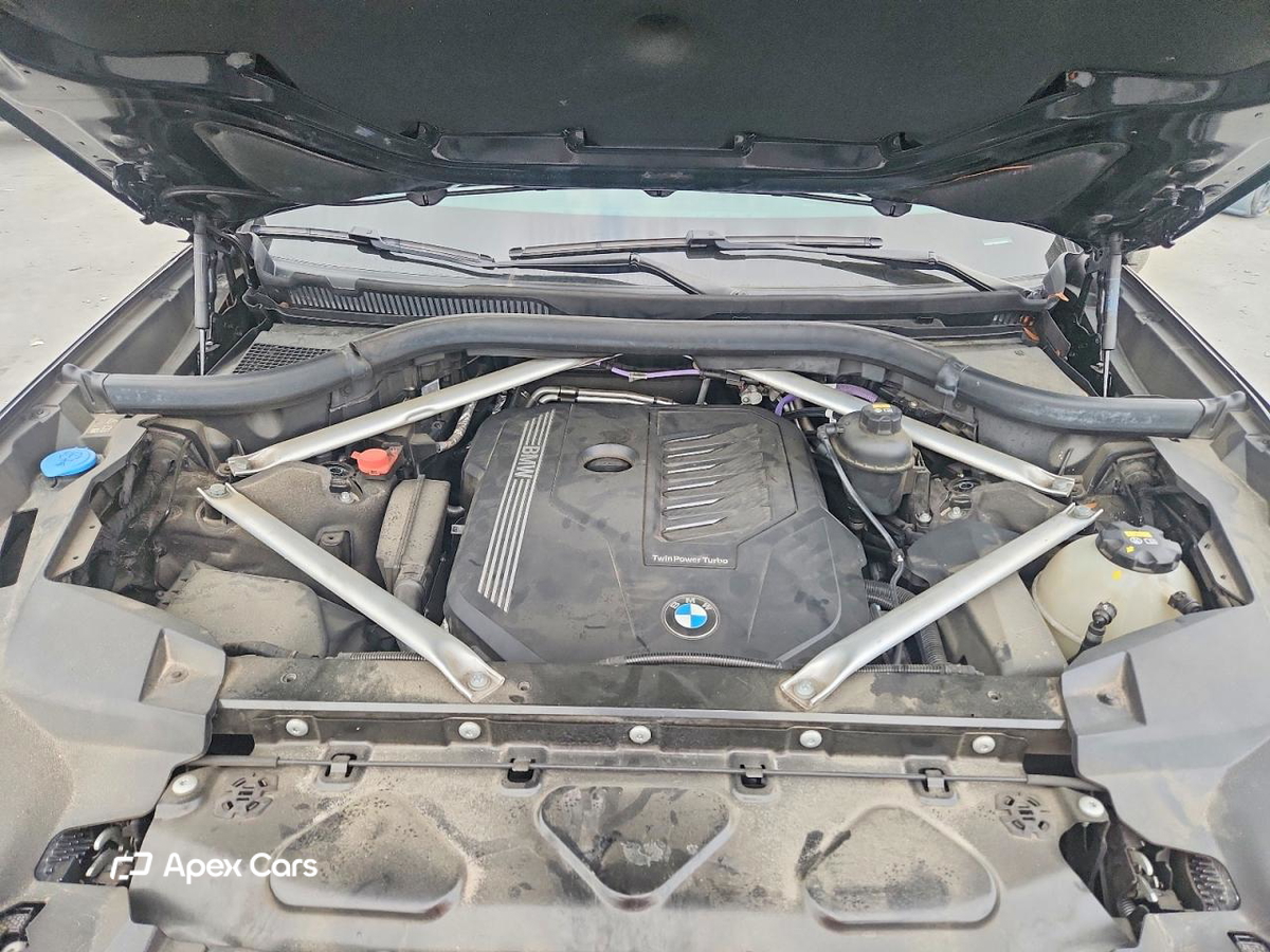 BMW X7 2021