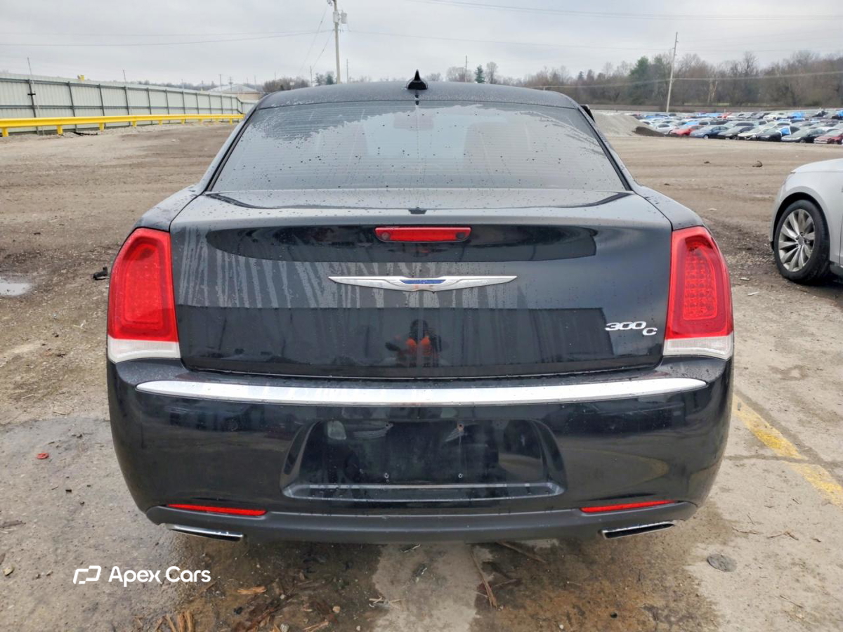 Chrysler 300 2016