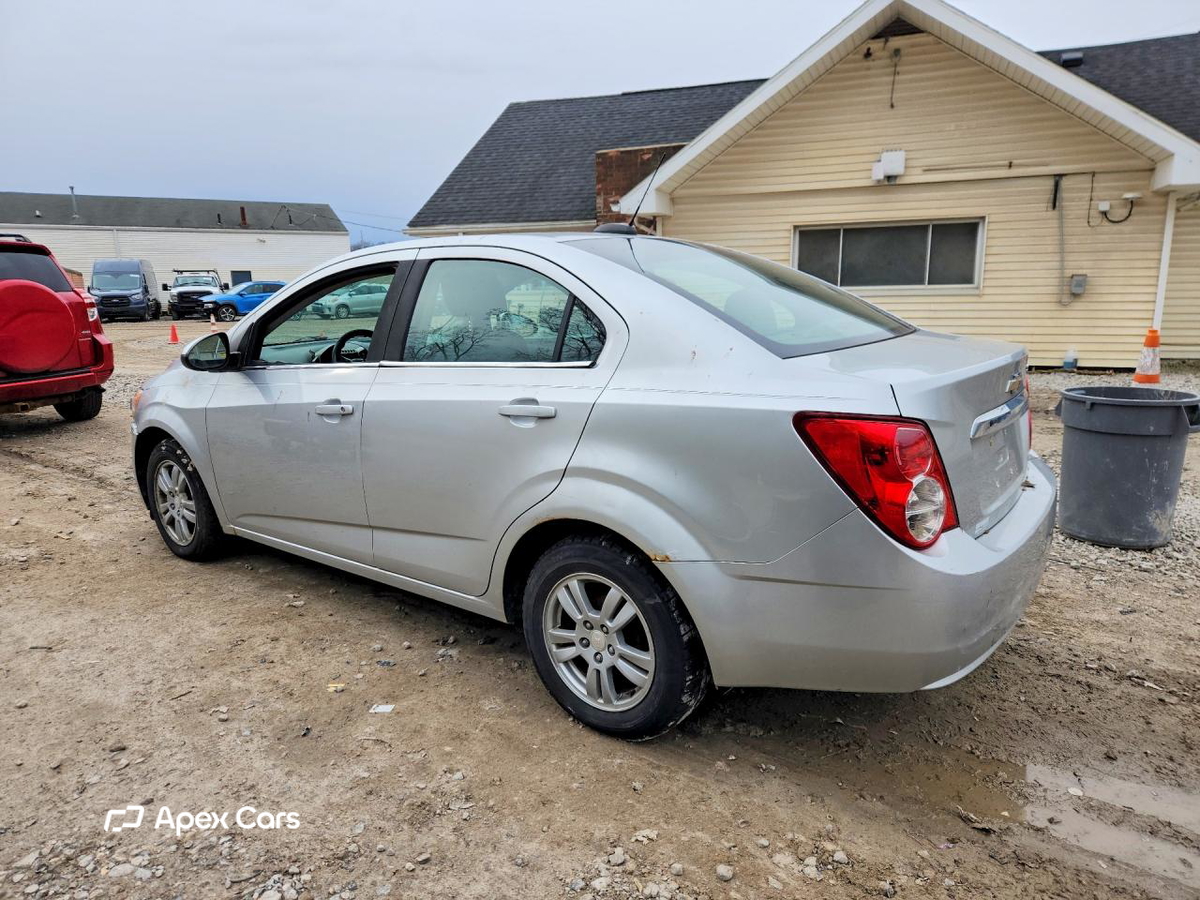 Chevrolet Sonic 2015