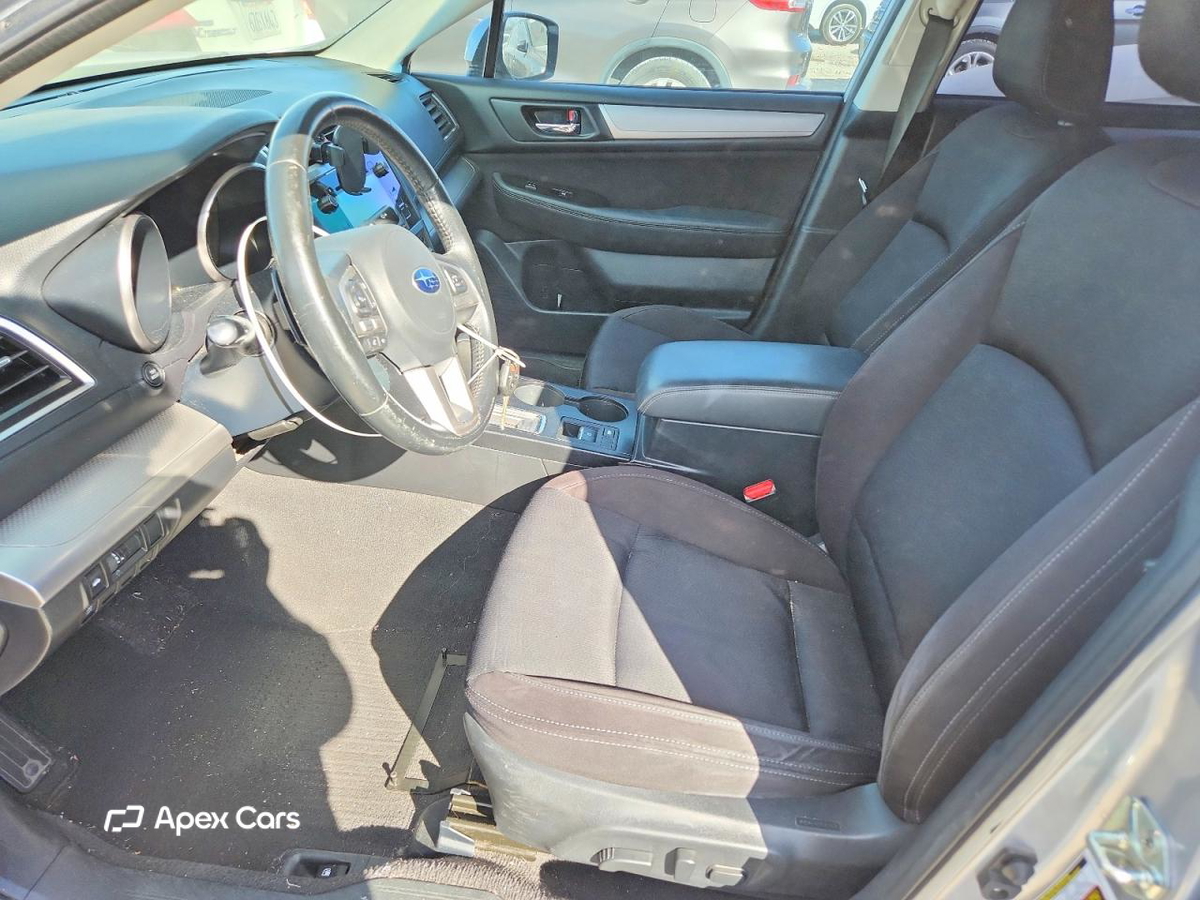 Subaru Legacy 2015