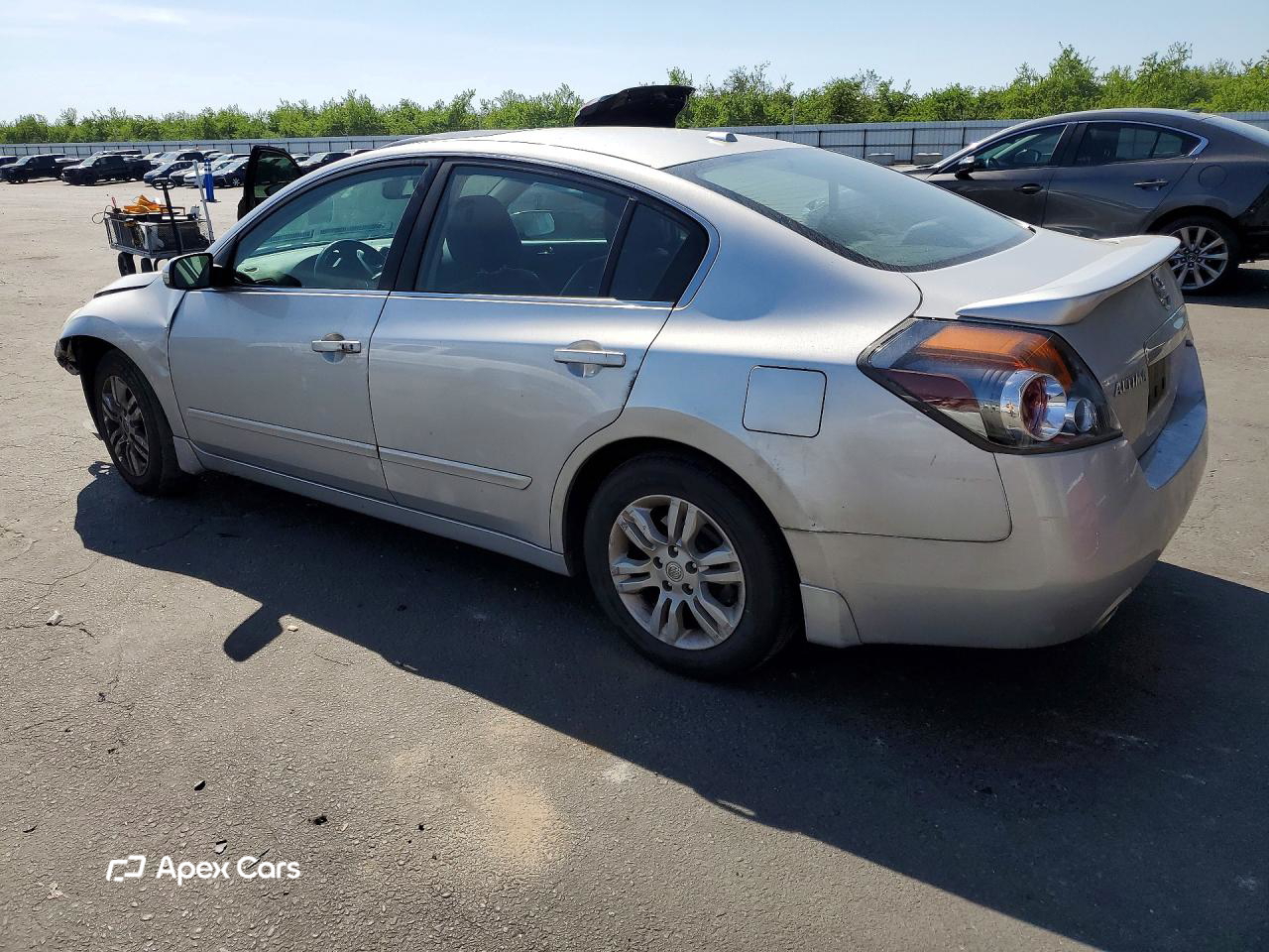 Nissan Altima 2010