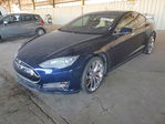 Tesla Model S 2015