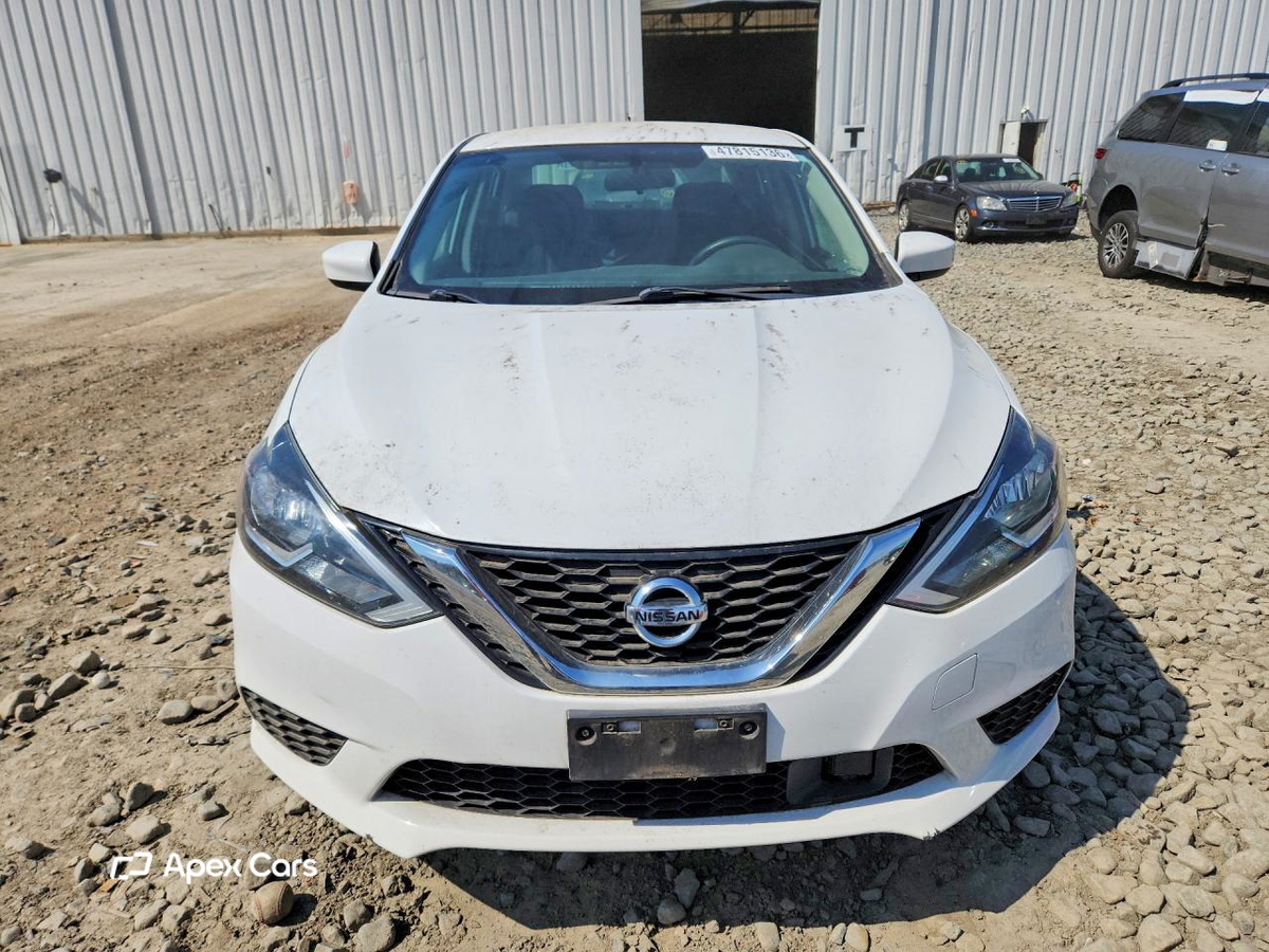 Nissan Sentra 2018