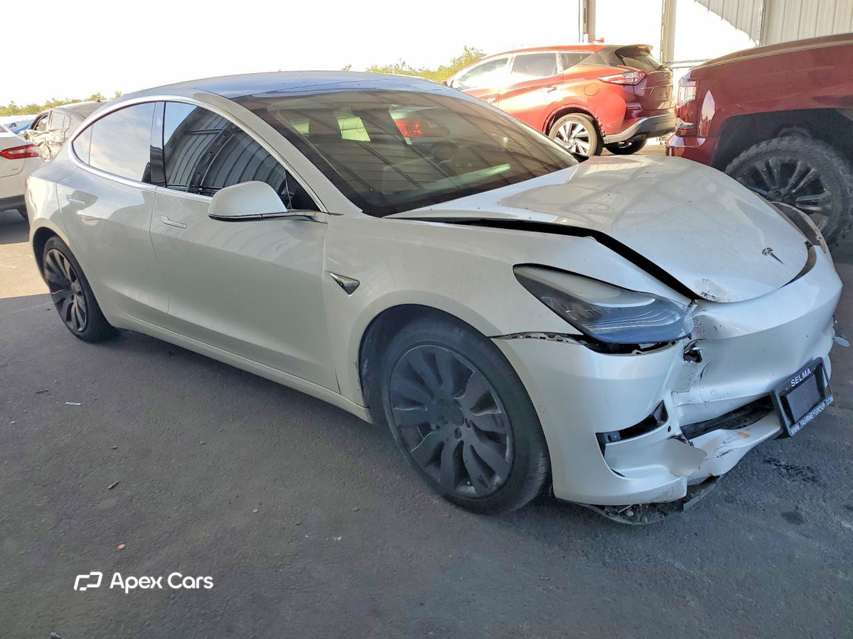 Tesla Model 3 2020
