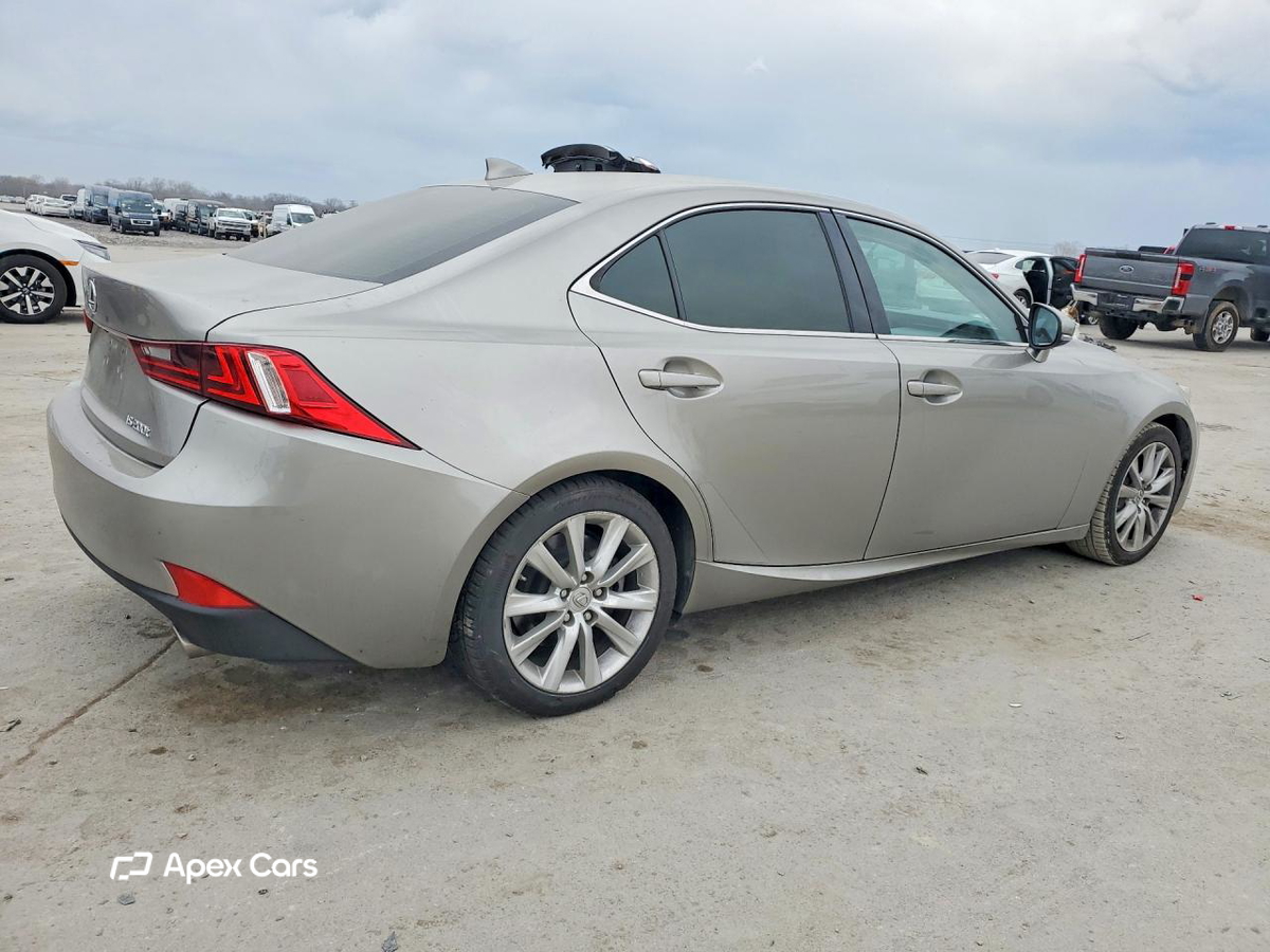 Lexus IS 2016