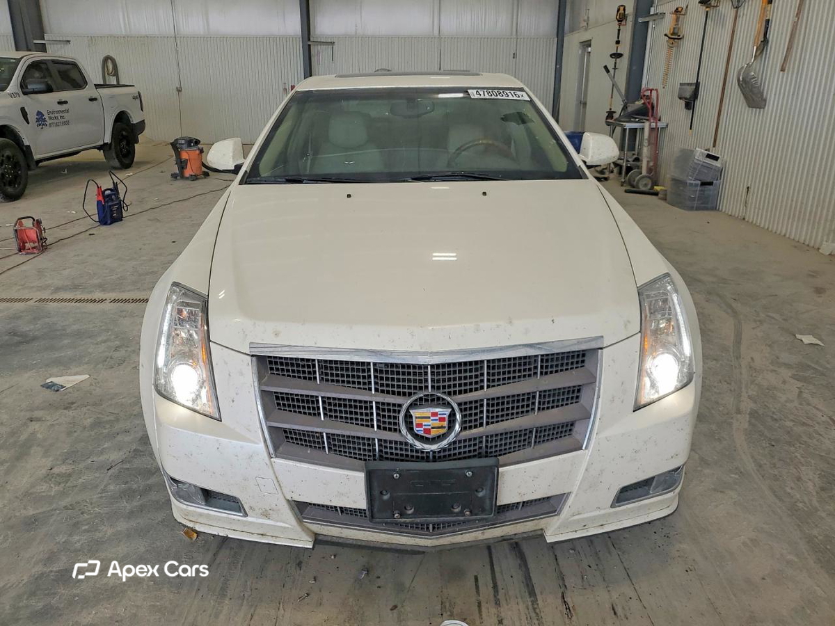 Cadillac CTS 2011