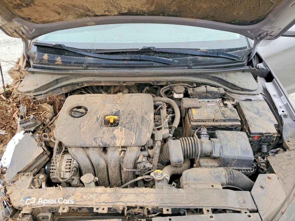Hyundai Elantra 2020