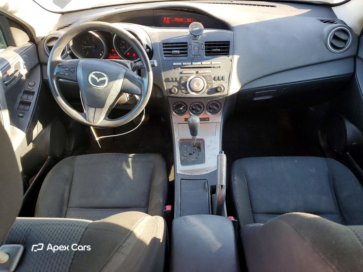 Mazda 2011