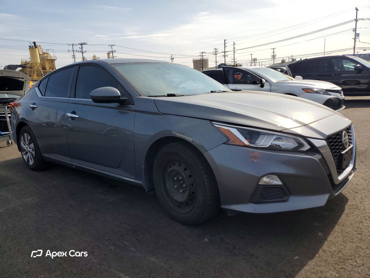 Nissan Altima 2020