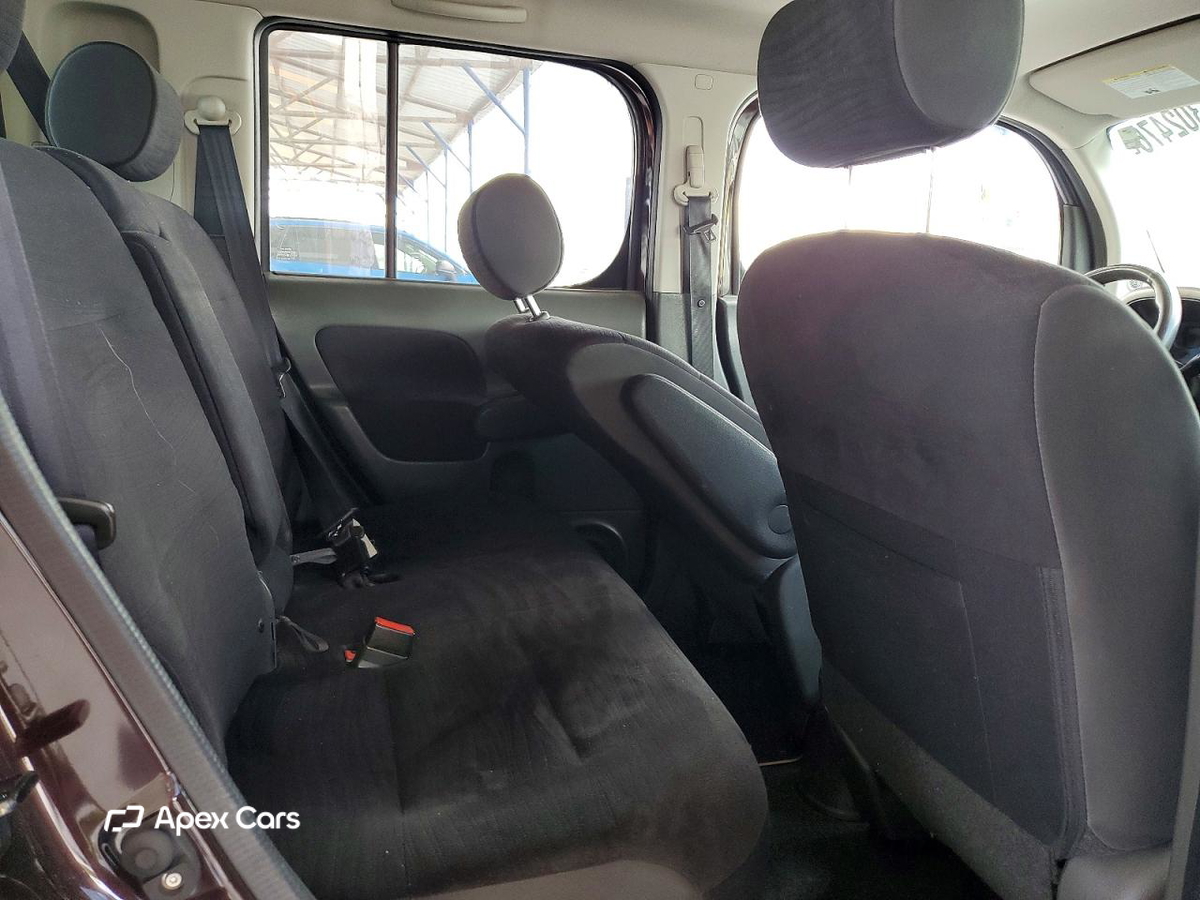 Nissan Cube 2011