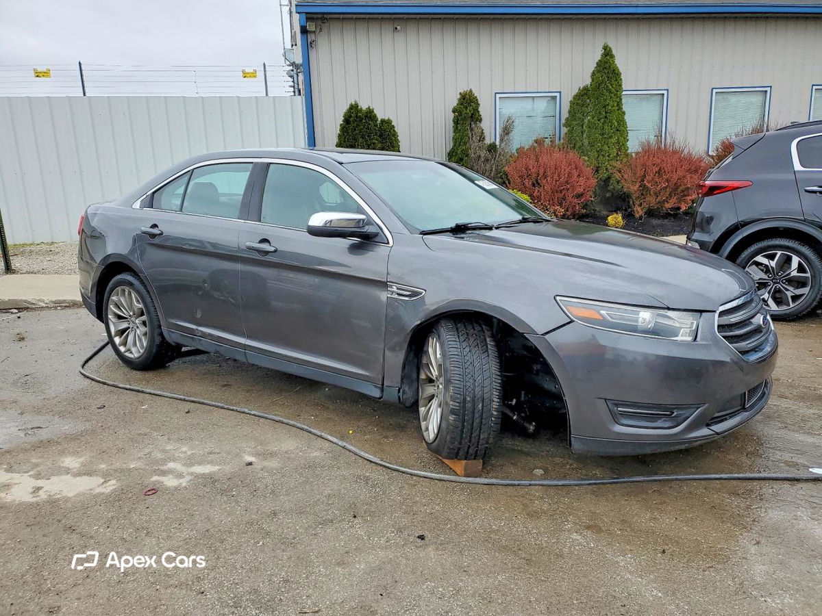 Ford Taurus 2015