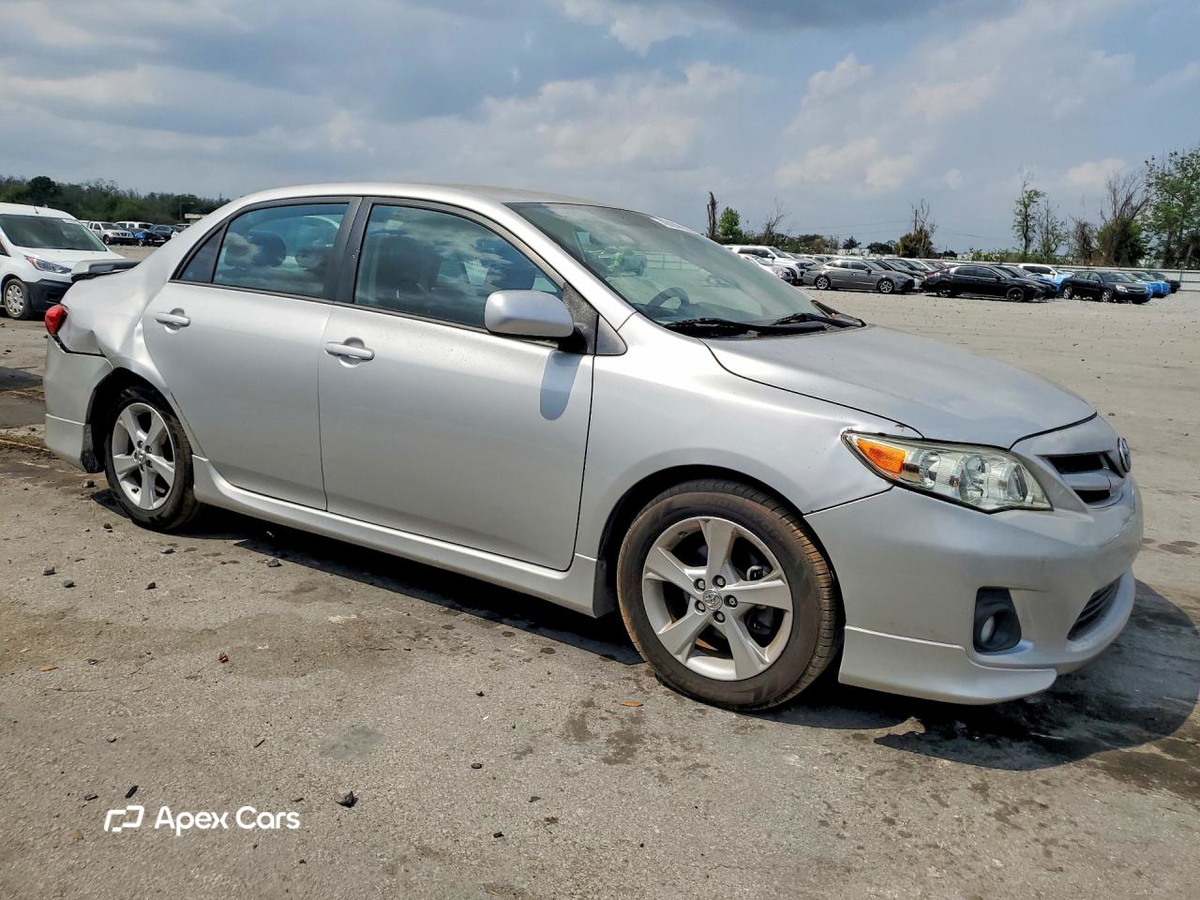 Toyota Corolla 2013