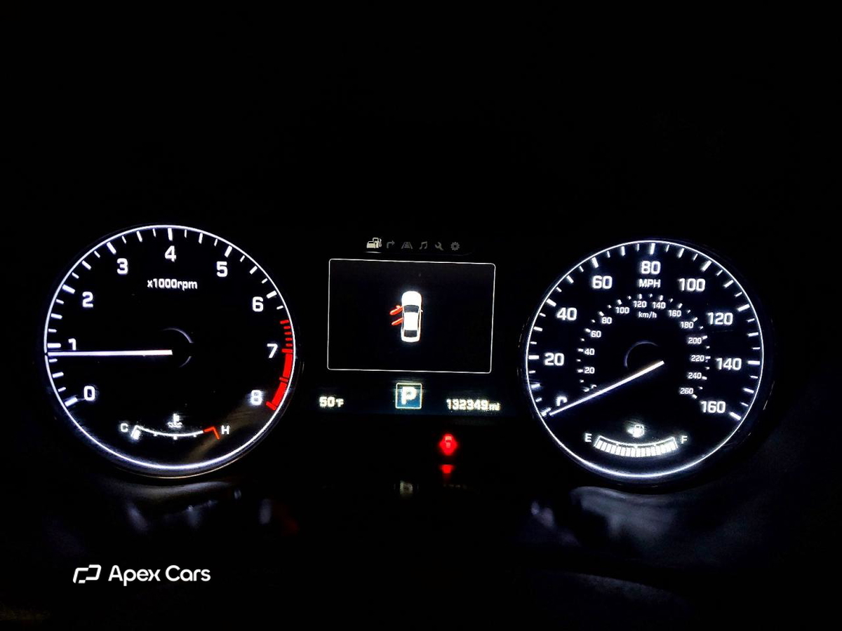 Hyundai Genesis 2015