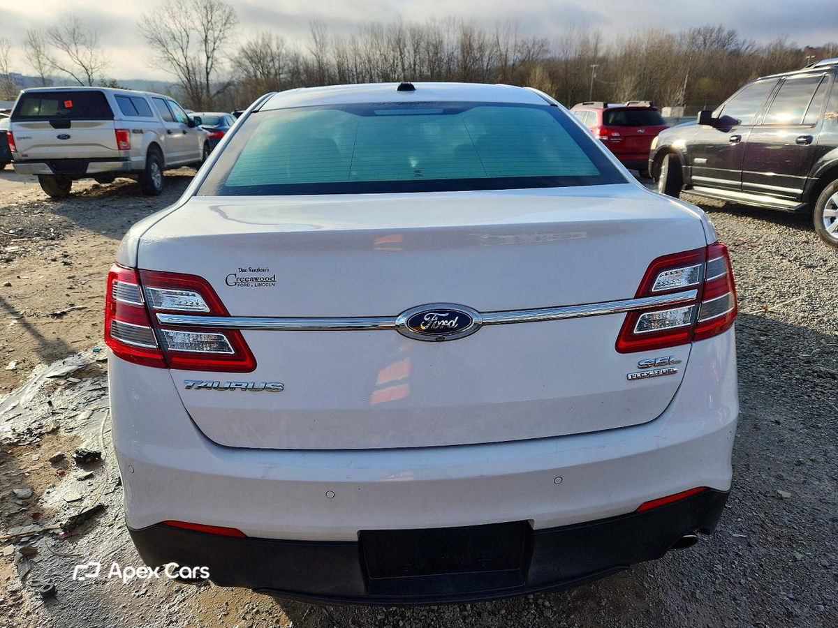 Ford Taurus 2014