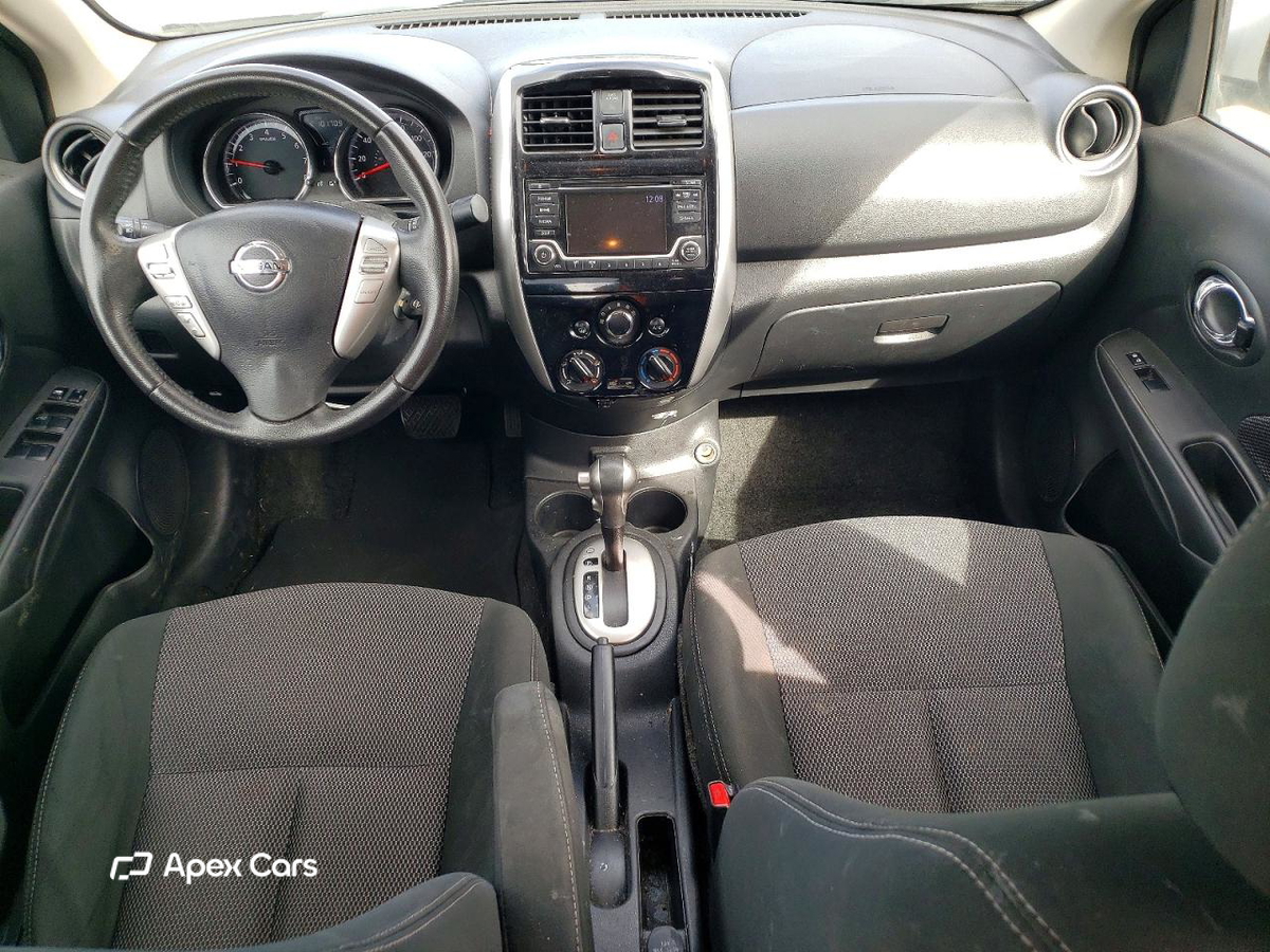 Nissan Versa 2018