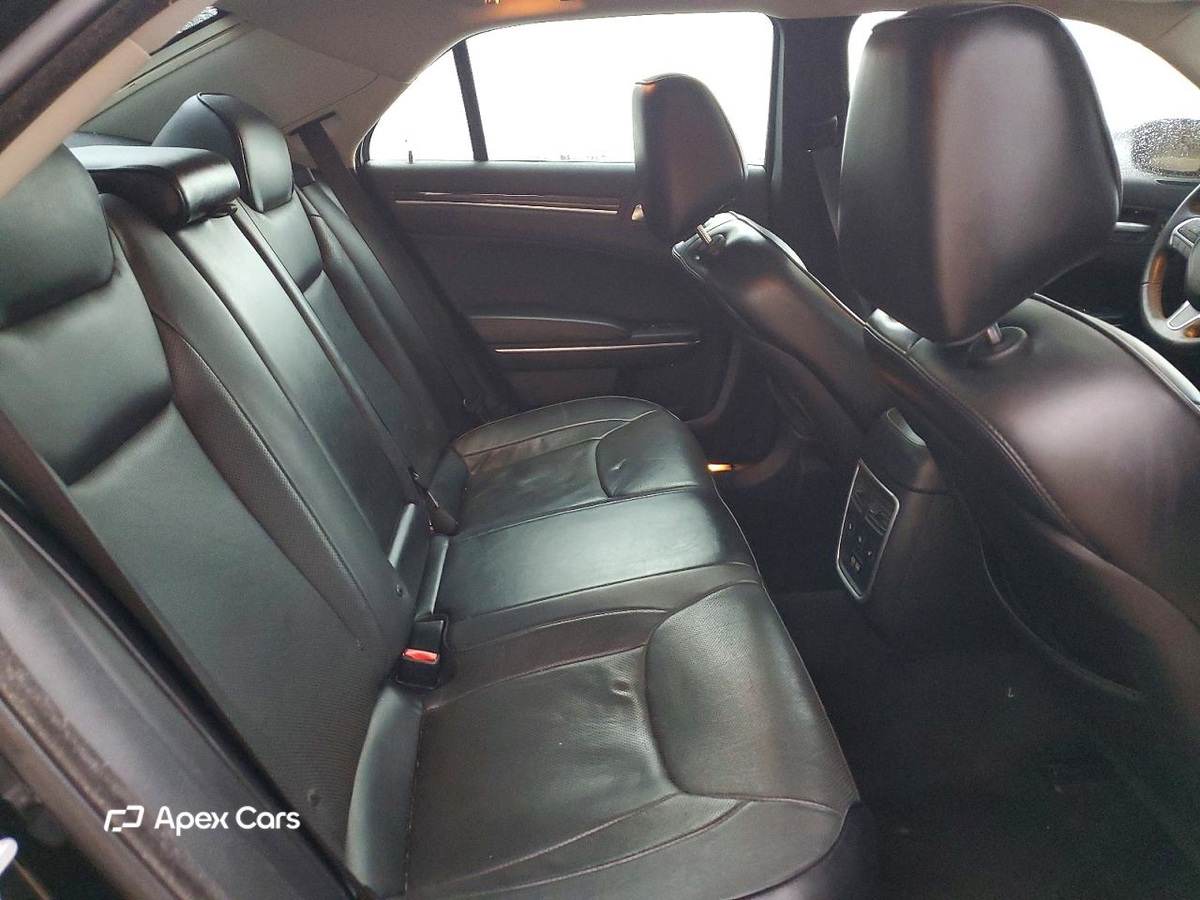 Chrysler 300 2015