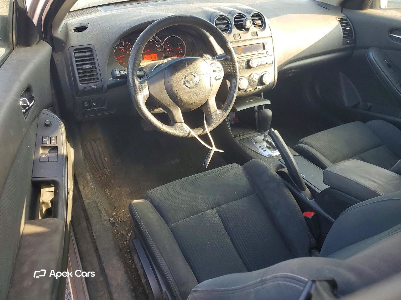 Nissan Altima 2010