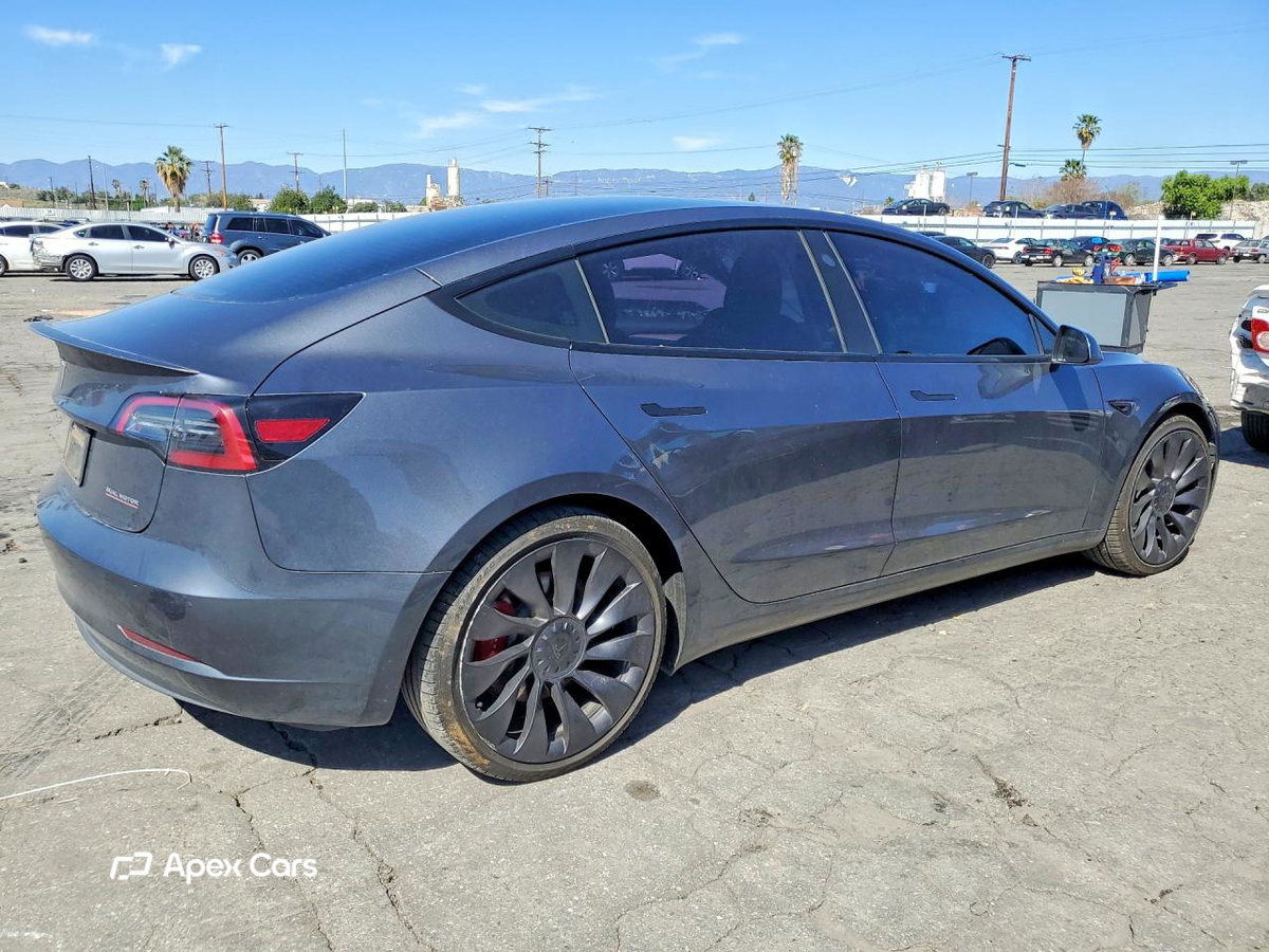 Tesla Model 3 2023