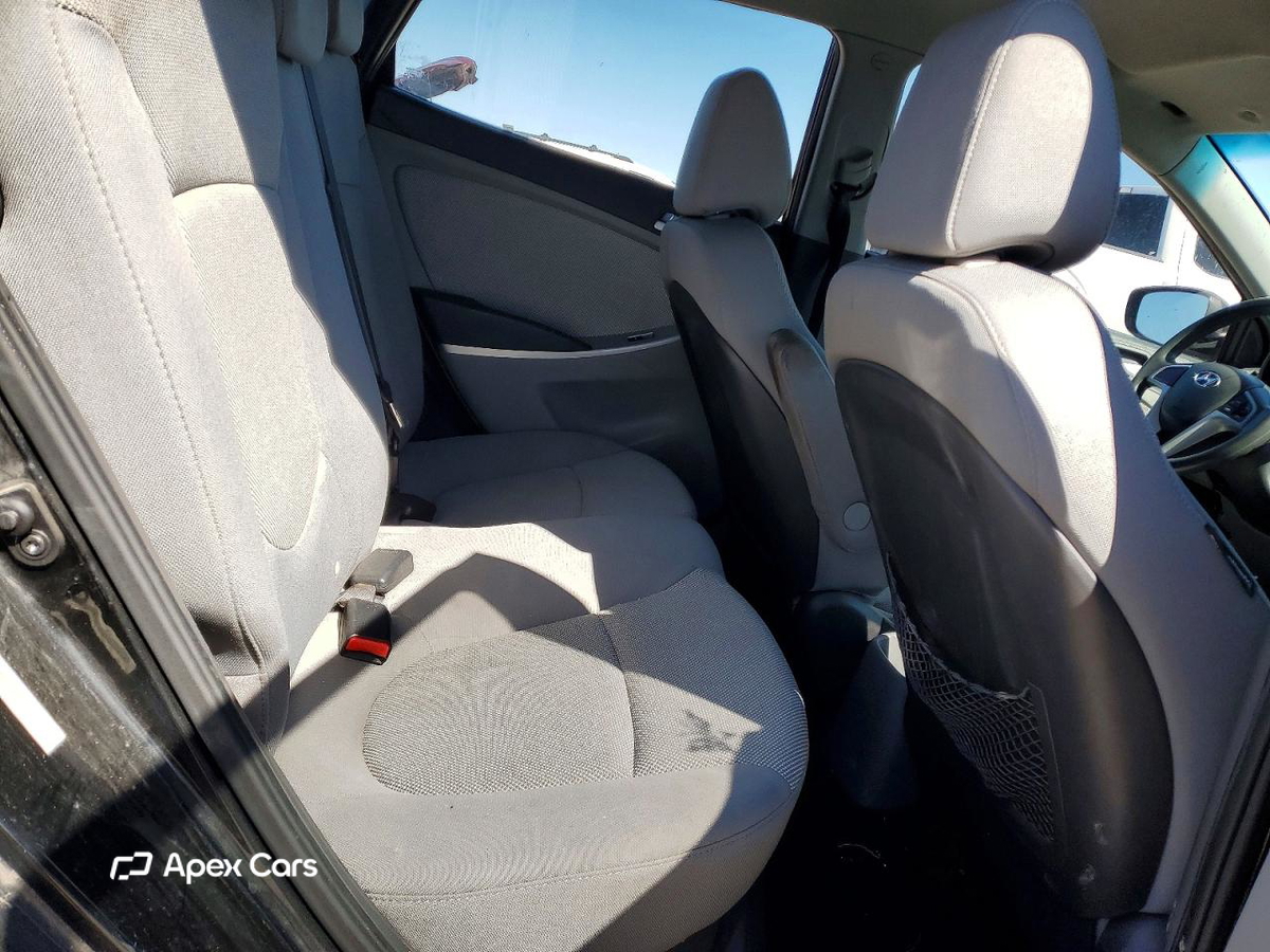 Hyundai Accent 2013