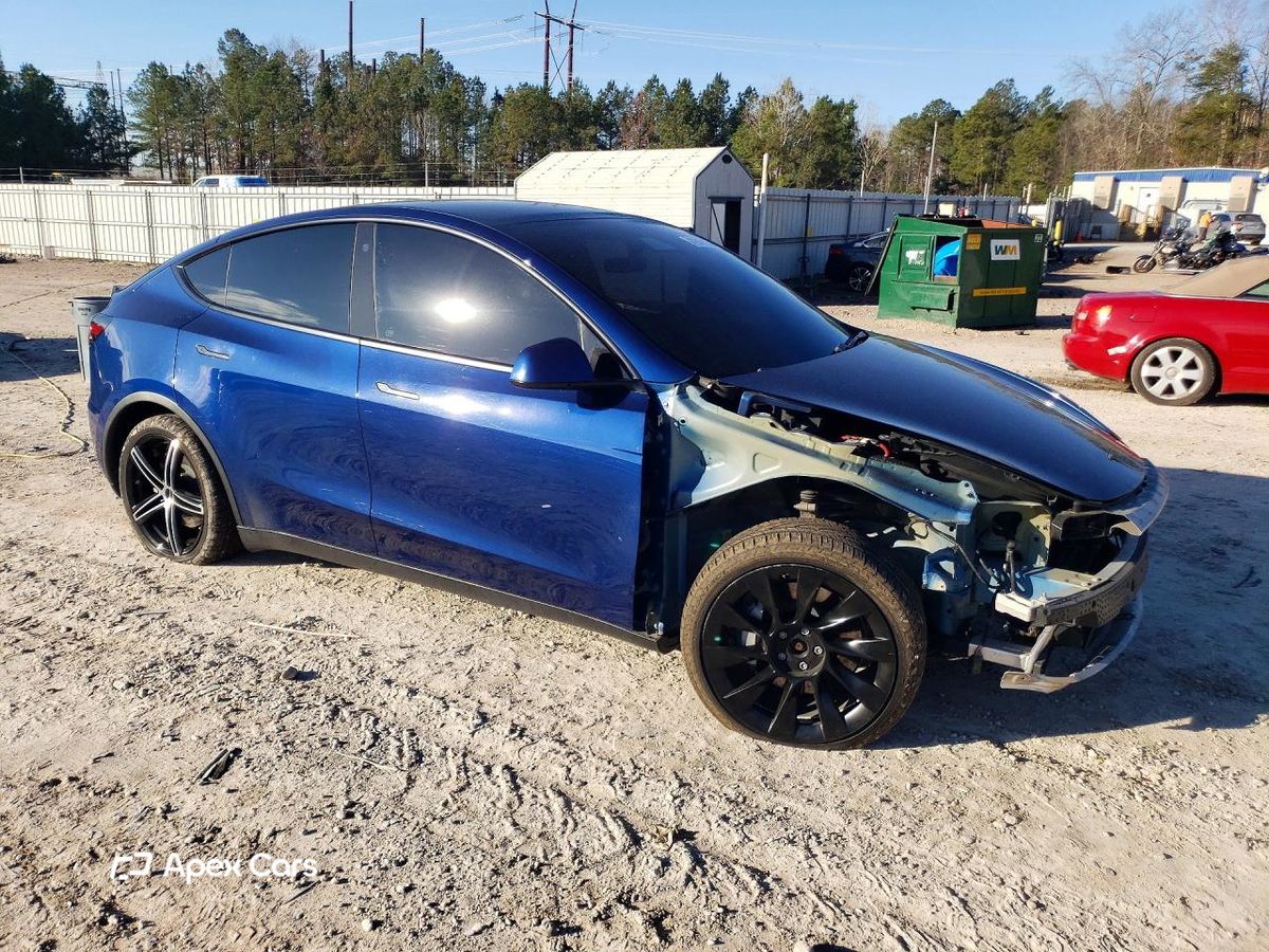 Tesla Model Y 2021