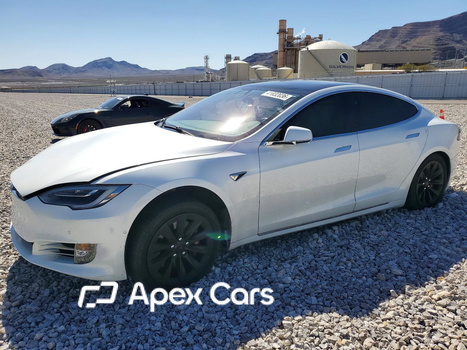 Tesla Model S 2019 - Image 1 of 13