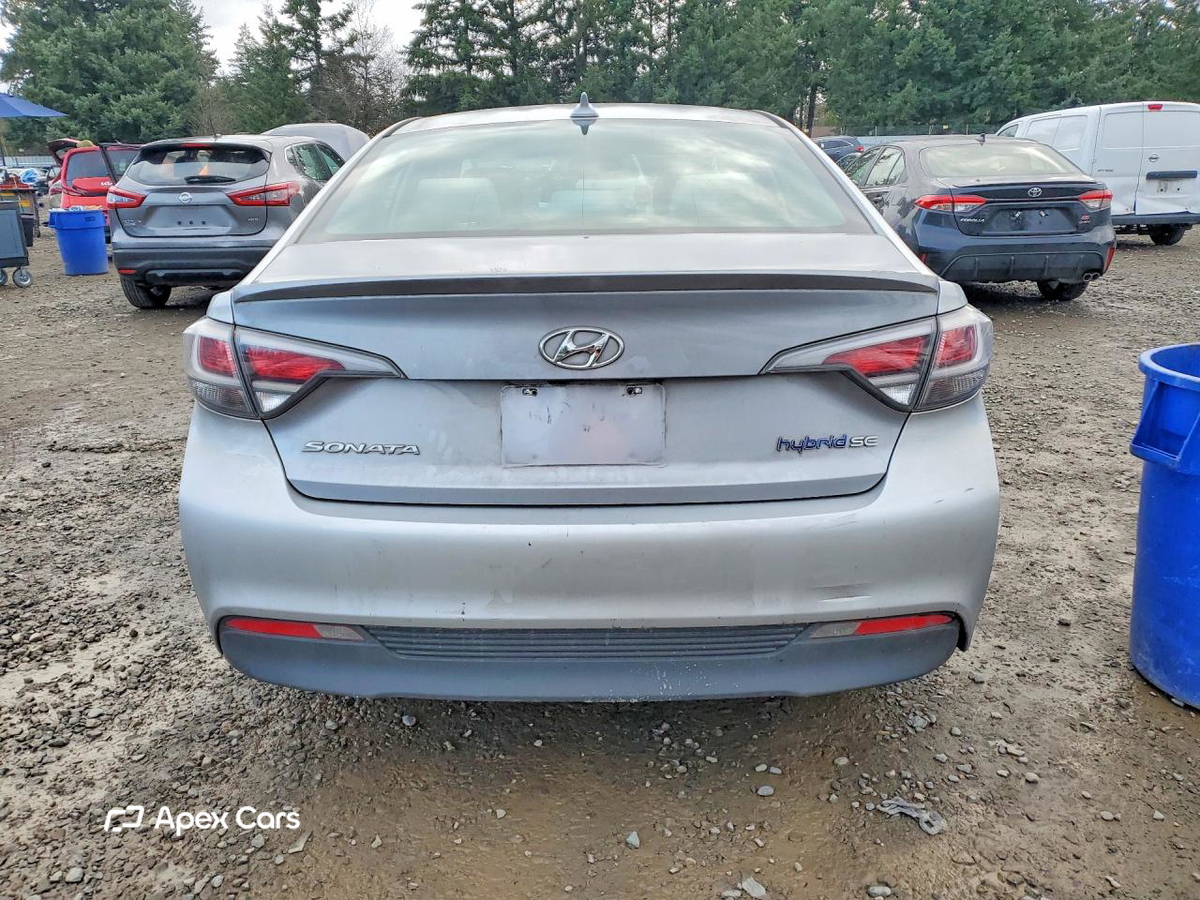 Hyundai  2016