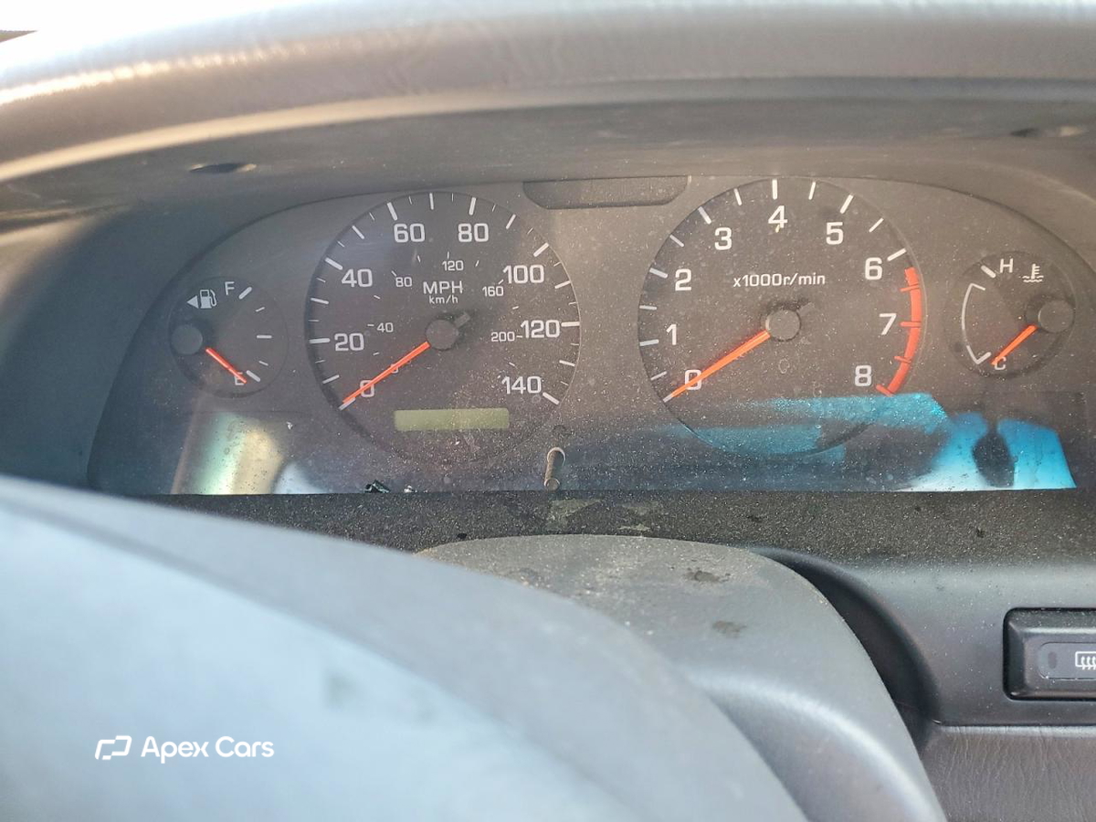 Nissan Altima 2001