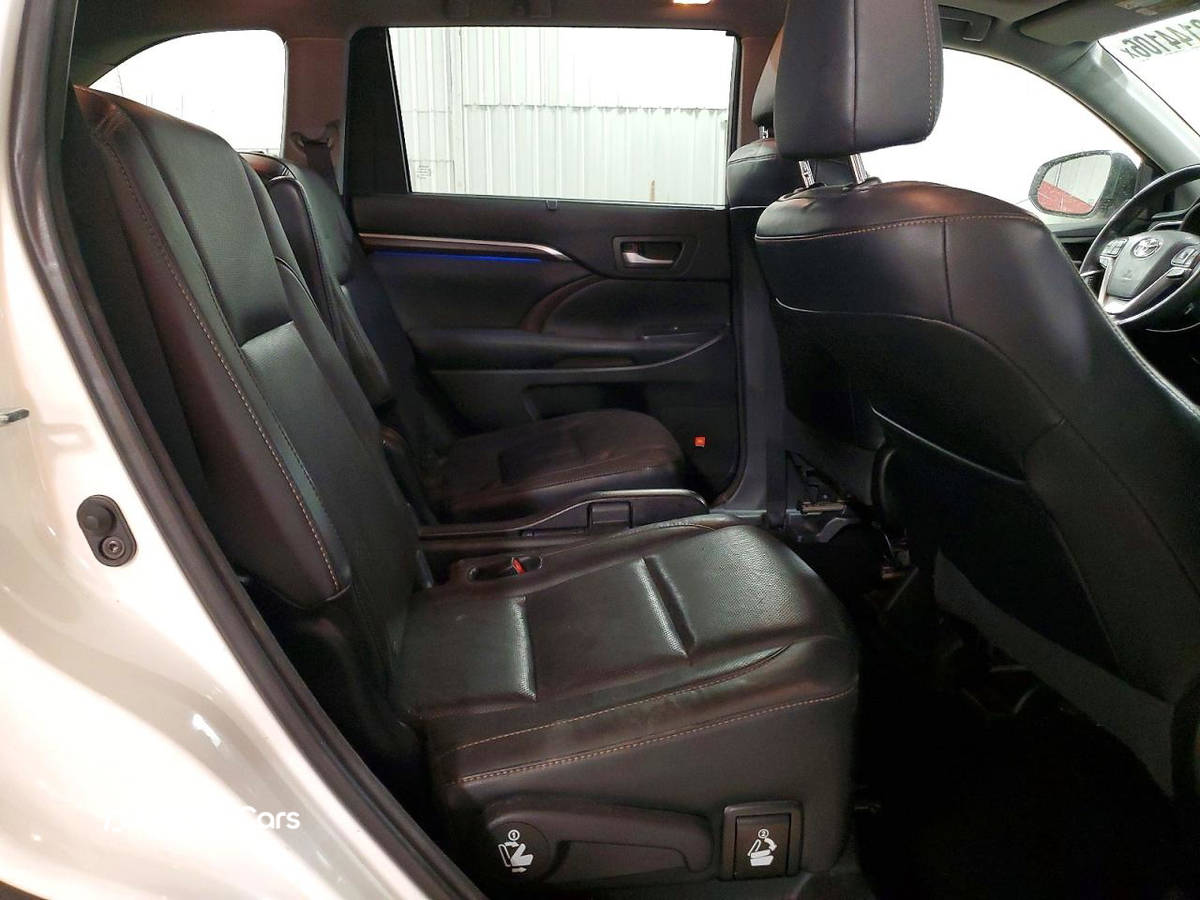 Toyota Highlander 2015