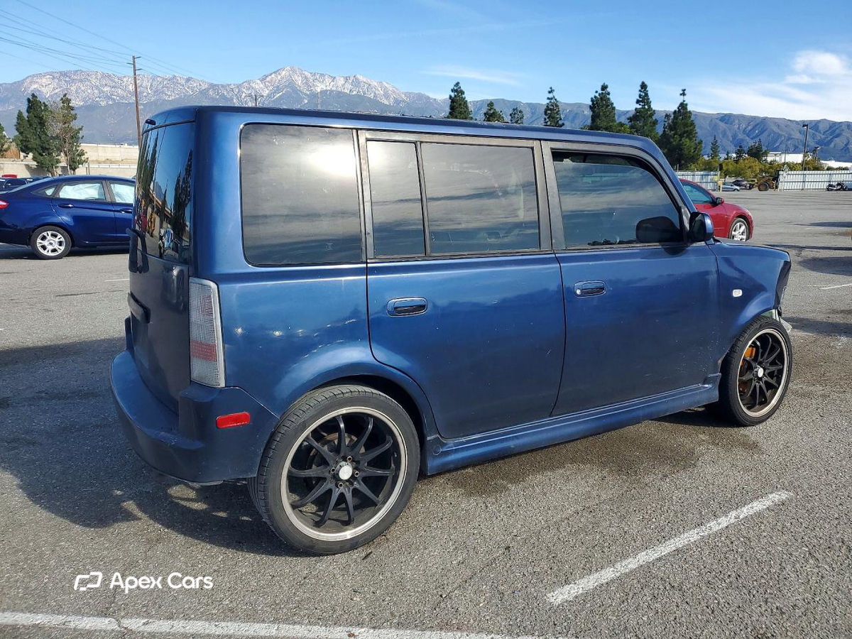 Scion xB 2006