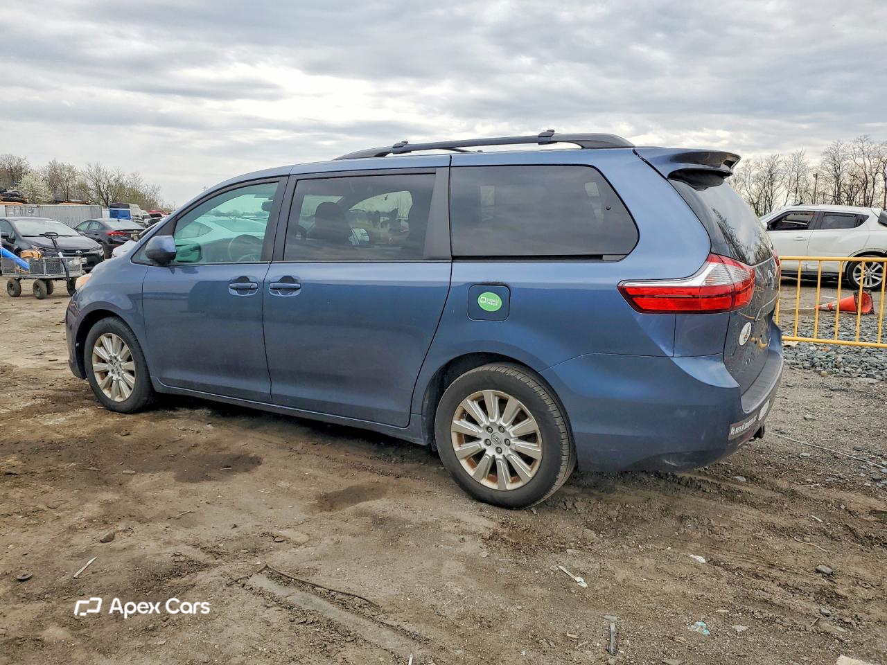 Toyota Sienna 2015