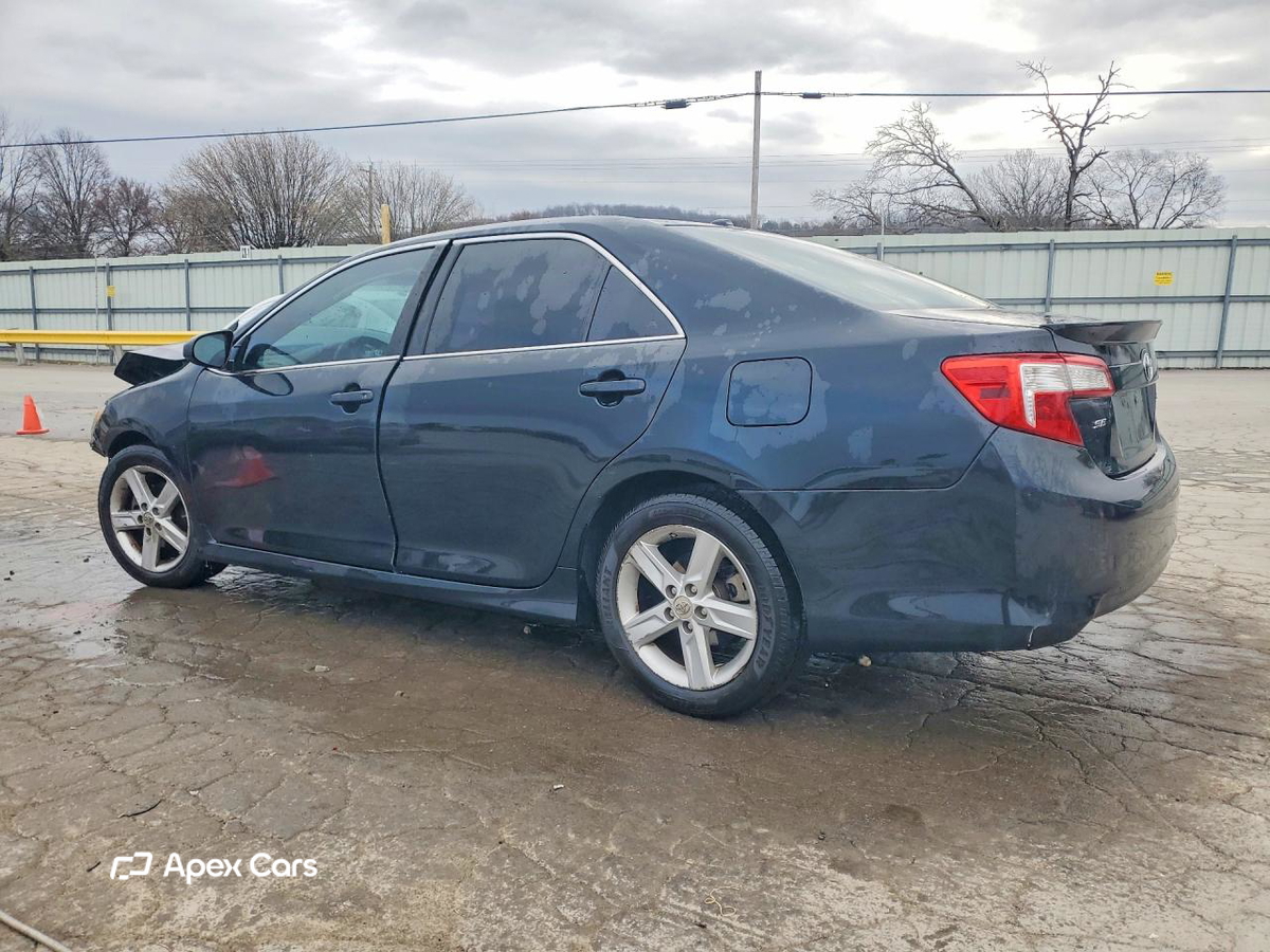 Toyota Camry 2012