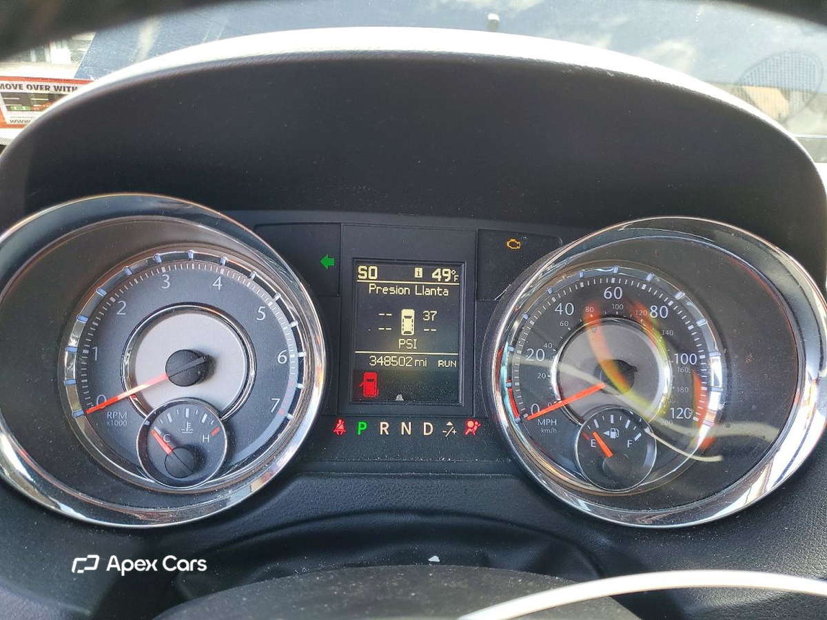 Chrysler Voyager 2013