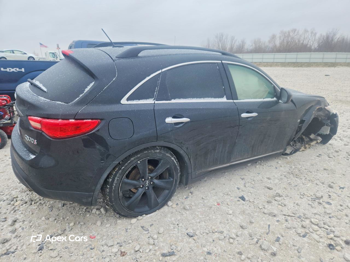Infiniti QX70 2015