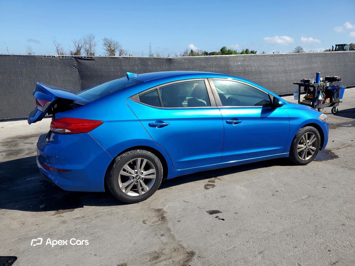 Hyundai Elantra 2017