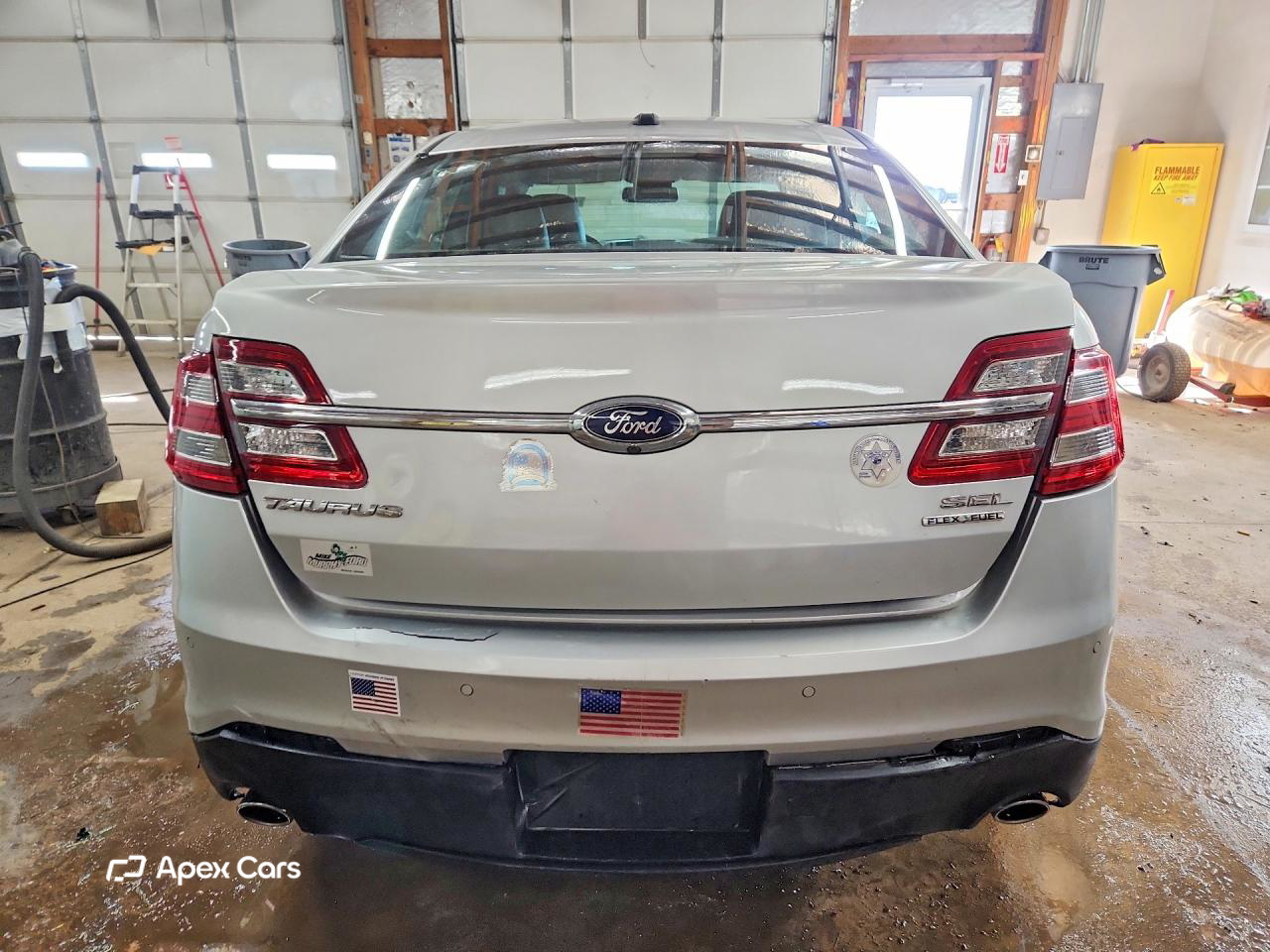 Ford Taurus 2014