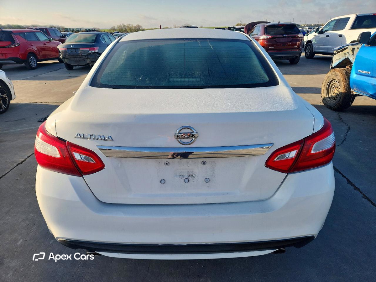 Nissan Altima 2017