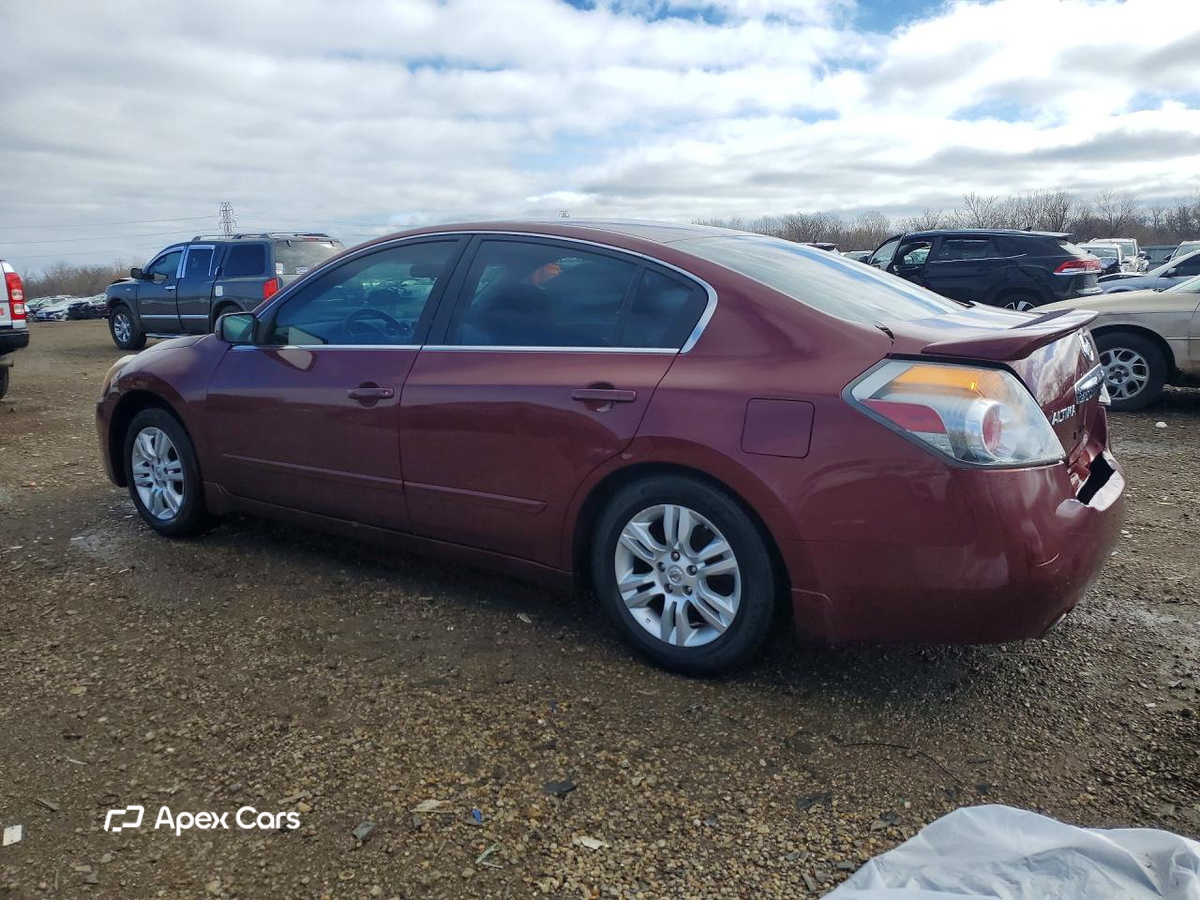Nissan Altima 2012