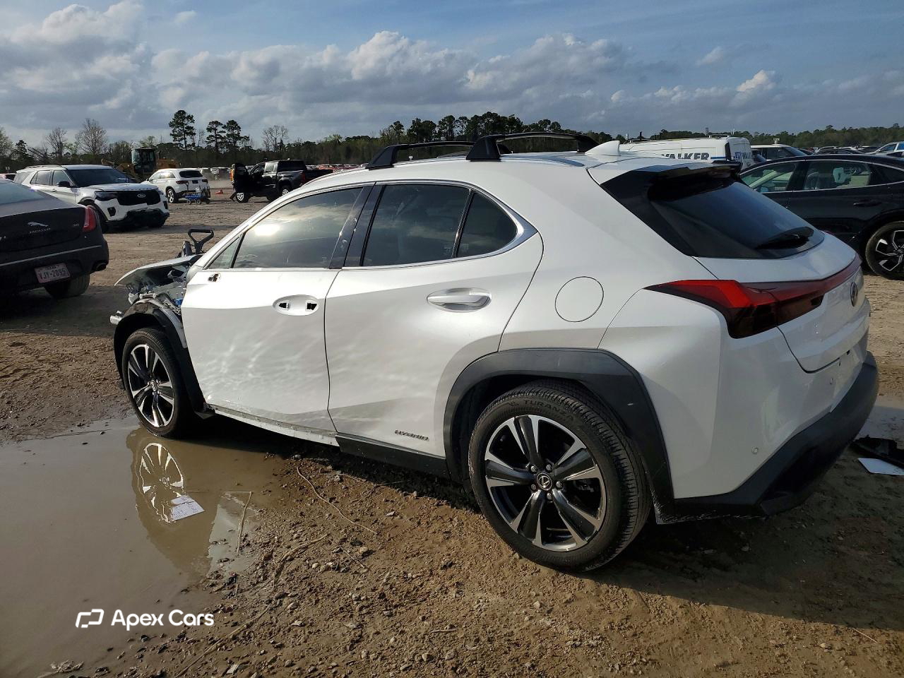 Lexus UX 2021