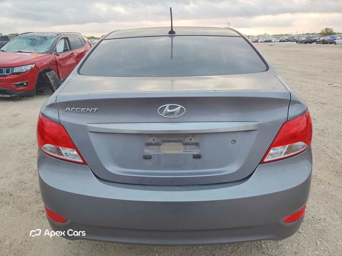 Hyundai Accent 2015