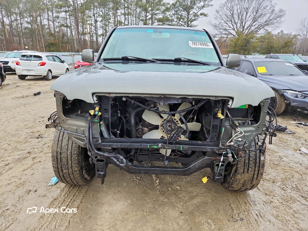 Lexus LX 2006