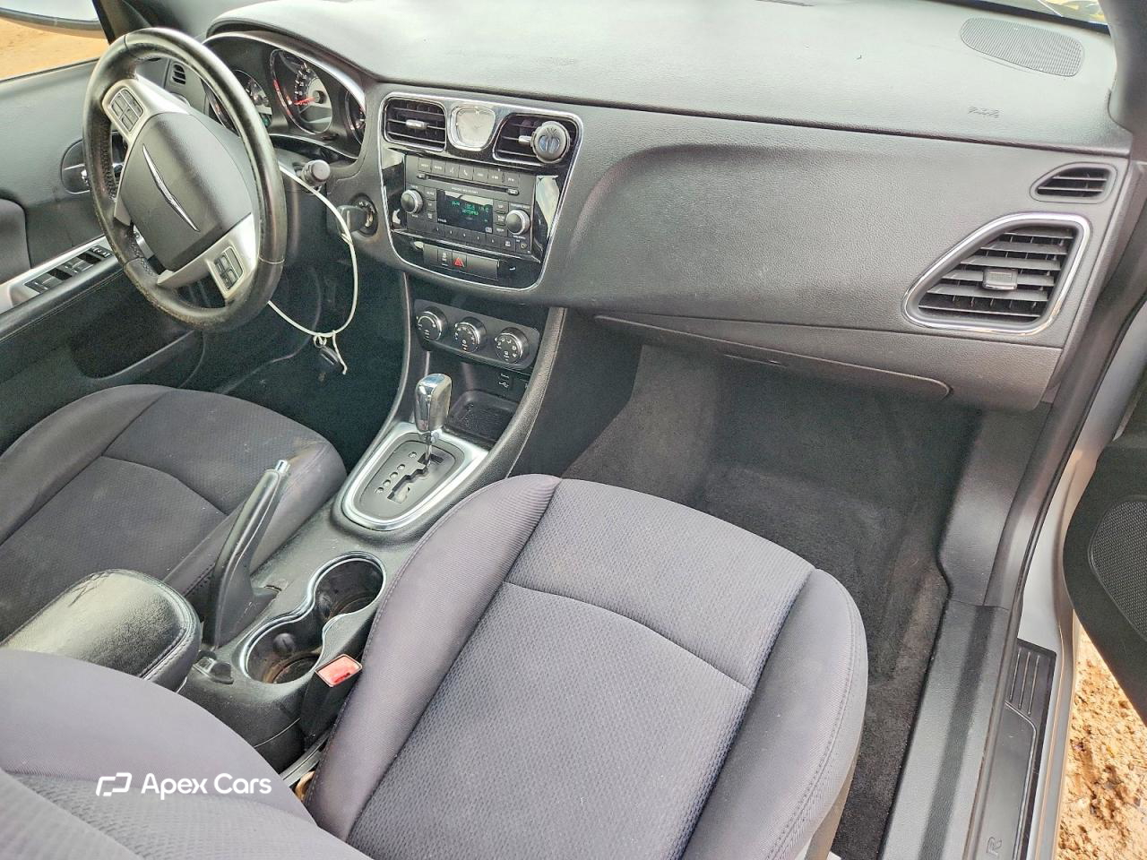 Chrysler 200 2013