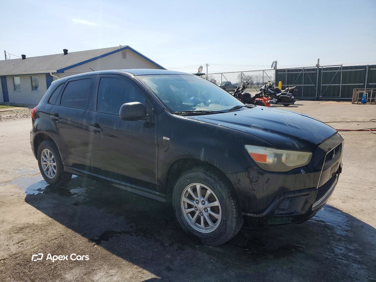 Mitsubishi Outlander 2011
