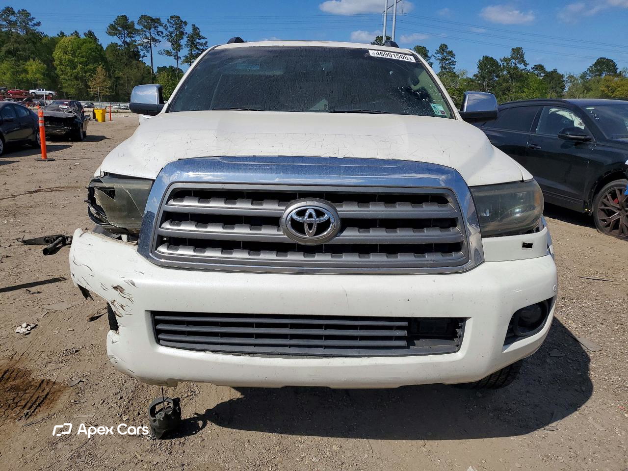 Toyota Sequoia 2015