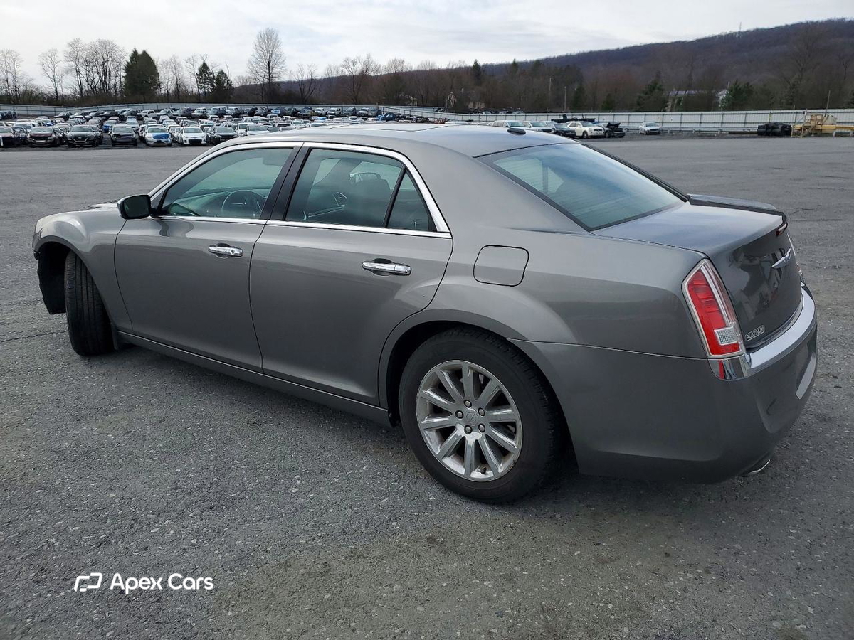 Chrysler 300 2011