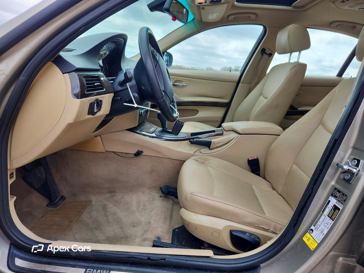 BMW Series 3 2009