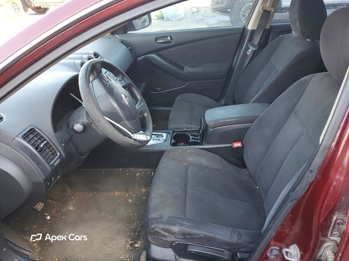Nissan Altima 2012